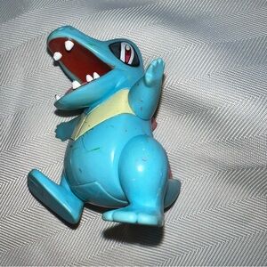 Nintendo Jakks Pacific Pokemon Poseable 3" Inch Totodile Action Figure 2007